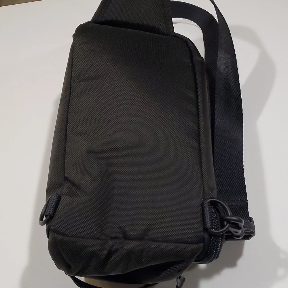 Tumi Alpha Black Ballistic Nylon & Leather Bravo Kelley Sling Bag